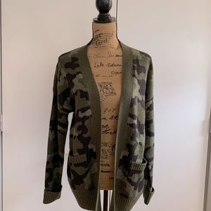 Open Oversized Camouflage cardigan sweater Size S